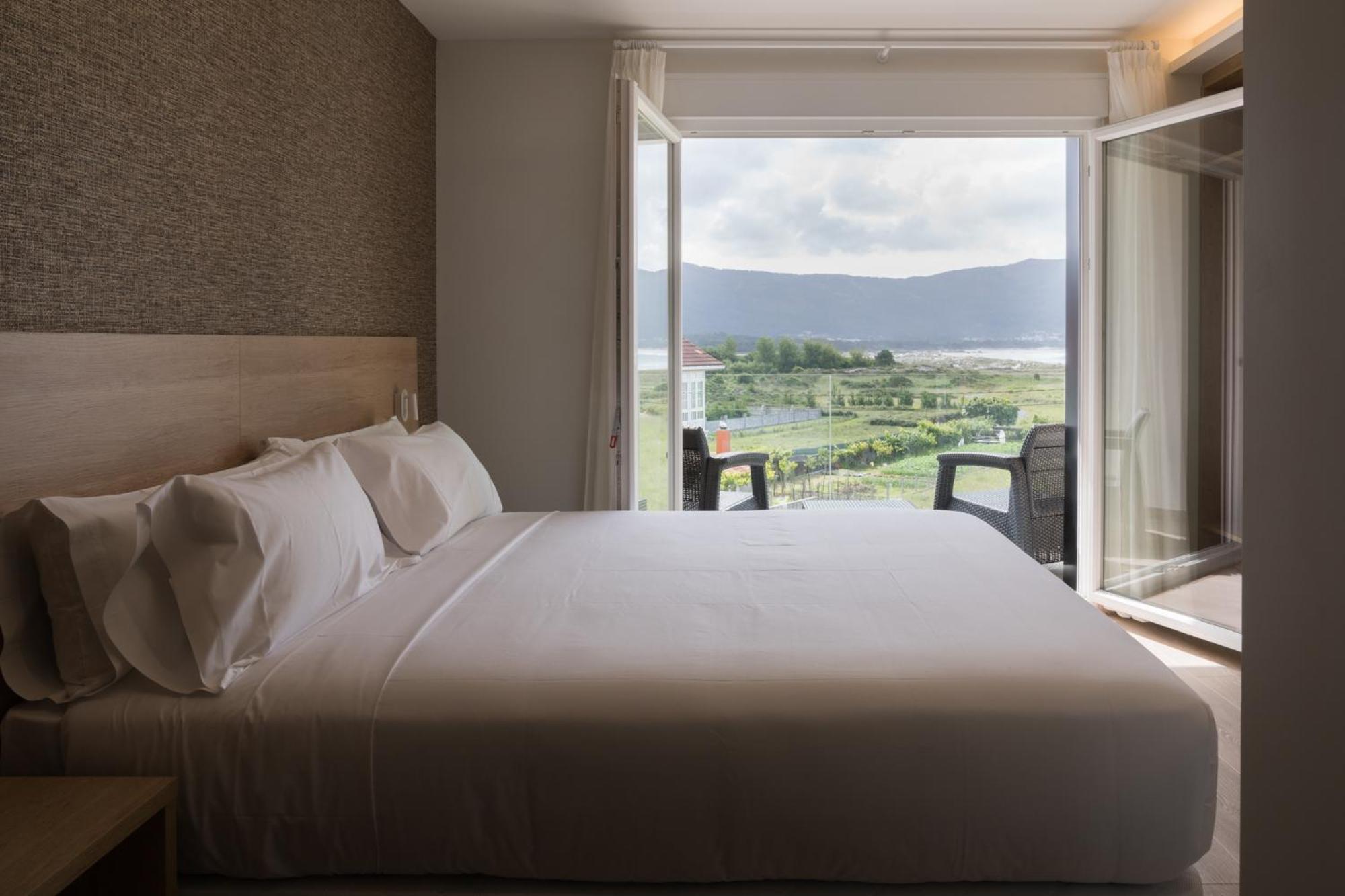 Hotel Spa Meiga Do Mar Кальдебаркос Экстерьер фото